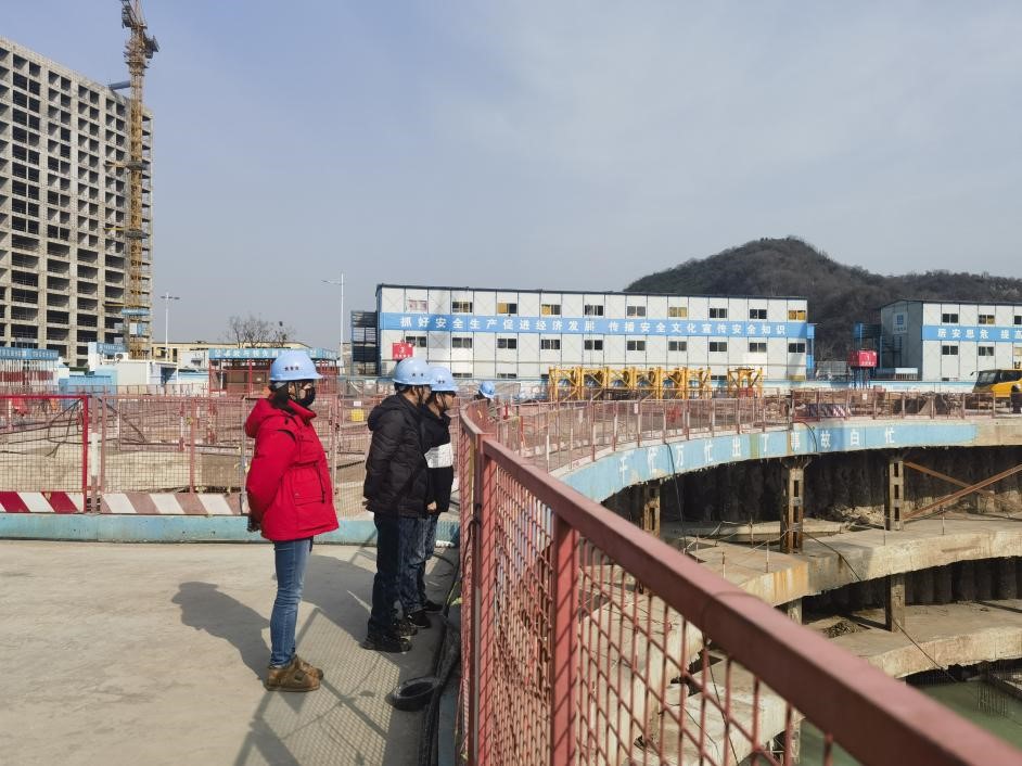 生产一线全力“兔”击，加速推动复工复产